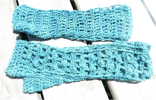teal lace crochet mittens